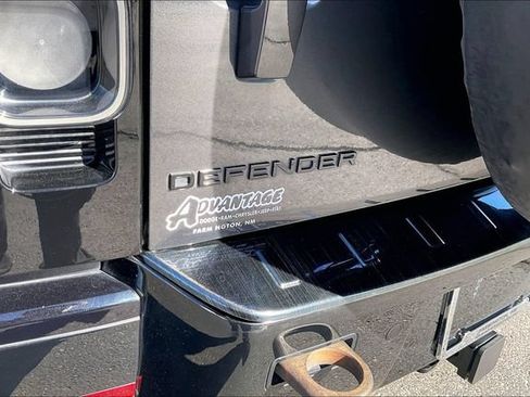 Used 2023 Land Rover Defender 110 X AWD/4WD image 34