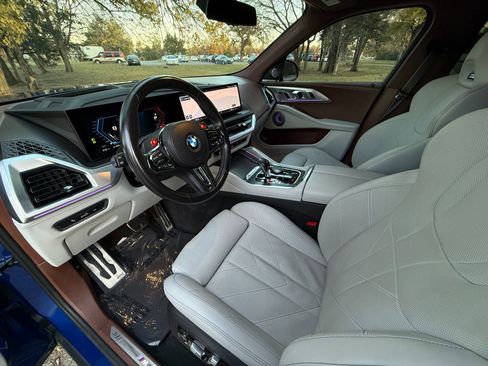 Used 2024 BMW XM image 33