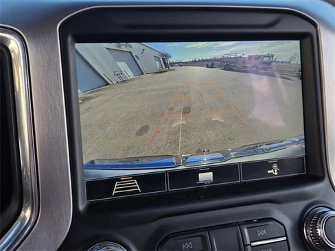 Used 2020 GMC Sierra 1500 SLT image 15