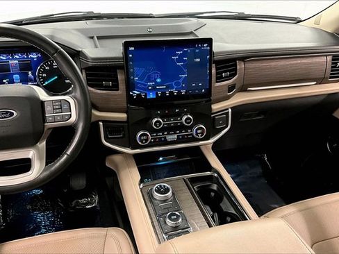 Used 2024 Ford Expedition Max Limited image 6
