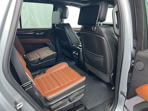 Certified 2023 GMC Yukon Denali Ultimate AWD/4WD image 28