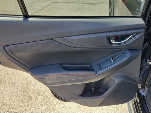 Certified 2023 Subaru Crosstrek 2.5i Limited w/ Moonroof Package image 9