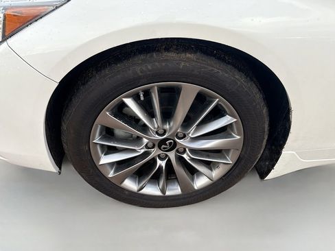 Used 2024 INFINITI Q50 Luxe w/ Cargo Package AWD/4WD image 31