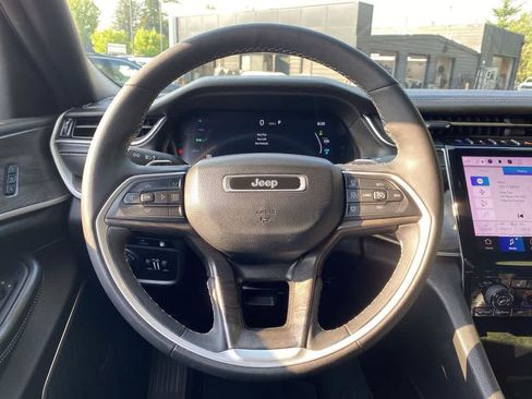 Used 2024 Jeep Grand Cherokee Limited 4xe AWD/4WD image 19