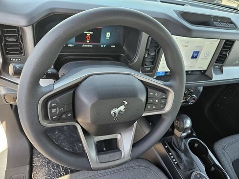 New 2026 Ford Bronco 4-Door AWD/4WD image 27