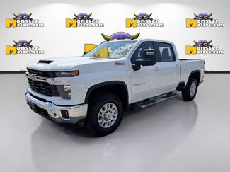 Used 2024 Chevrolet Silverado 2500 LT video 1