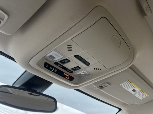 Used 2020 GMC Acadia Denali image 37