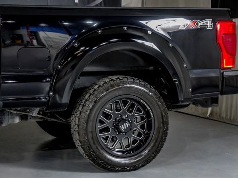 Used 2021 Ford F250 Lariat w/ Lariat Value Package AWD/4WD image 14