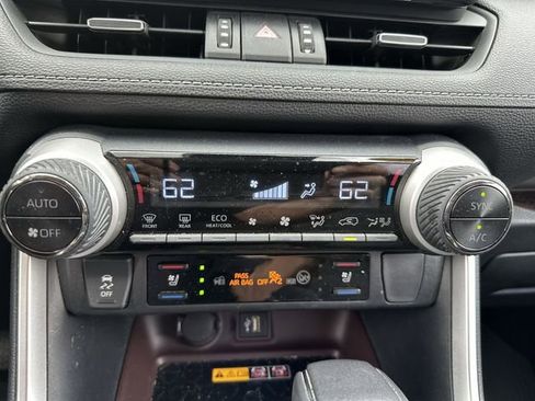 Used 2024 Toyota RAV4 Limited w/ Advanced Technology Package AWD/4WD image 19