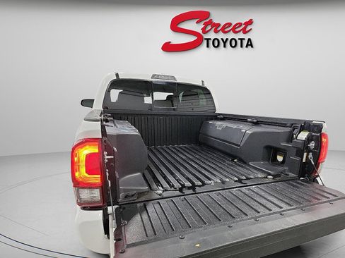 Certified 2023 Toyota Tacoma Trail Edition image 7