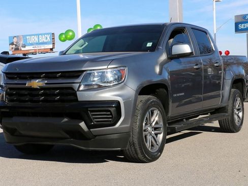 Used 2022 Chevrolet Colorado W/T w/ Custom Special Edition image 1