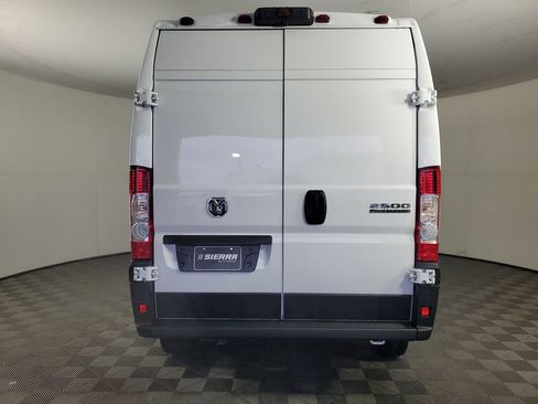 New 2026 RAM ProMaster 2500 FWD image 5