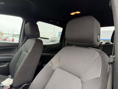 Certified 2023 Chevrolet Colorado W/T image 8