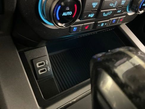 Used 2020 Ford F150 Raptor w/ Equipment Group 802A Luxury image 26