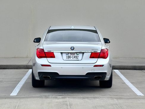 Used 2012 BMW 750i RWD image 6
