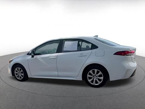 Used 2025 Toyota Corolla LE FWD image 10