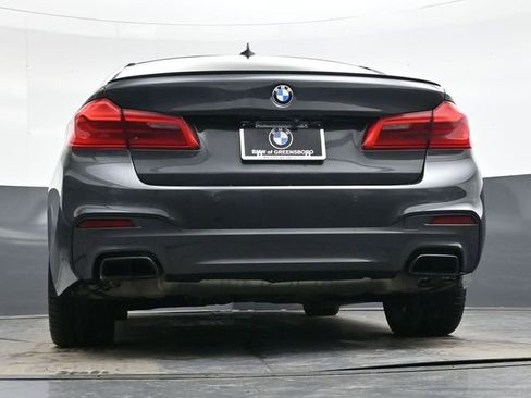 Used 2018 BMW M550i xDrive image 32