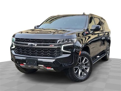 Used 2022 Chevrolet Suburban Z71 image 1