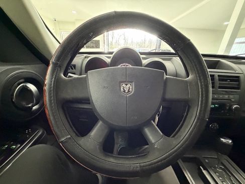 Used 2011 Dodge Nitro SE image 24