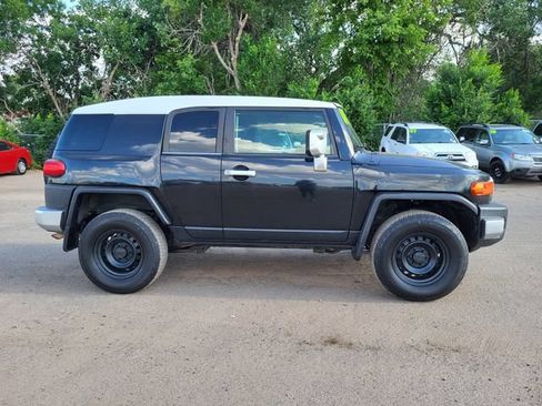 Used 2008 Toyota FJ Cruiser 4WD w/ Convenience Pkg image 5