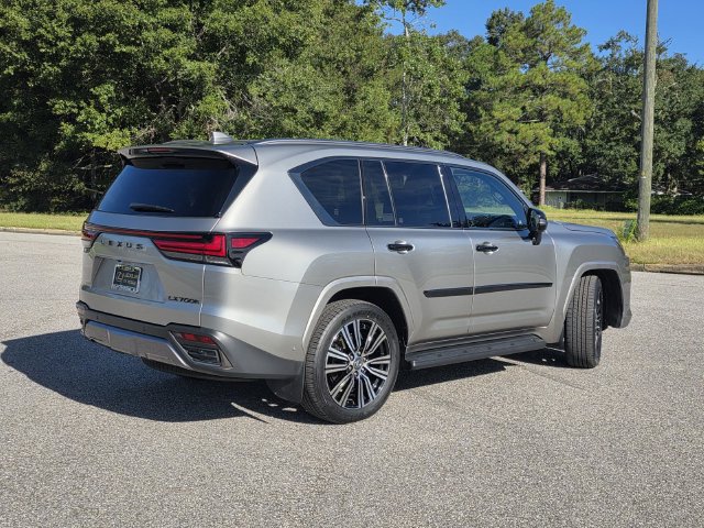 Certified 2025 Lexus LX 700h Luxury w/ Appearance Package AWD/4WD image 5
