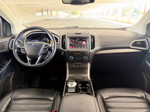 Used 2019 Ford Edge SEL w/ Equipment Group 201A FWD image 27