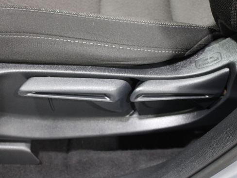 Used 2024 Honda CR-V LX image 5