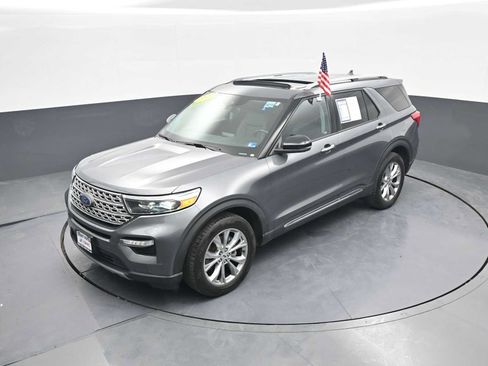 Used 2021 Ford Explorer Limited w/ Equipment Group 301A AWD/4WD image 37