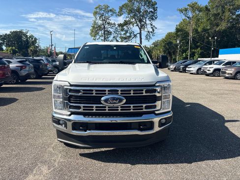 Used 2025 Ford F250 XLT w/ 360-Degree Camera Package AWD/4WD image 2