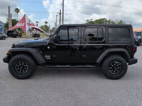 Used 2019 Jeep Wrangler Unlimited Sport S AWD/4WD image 7
