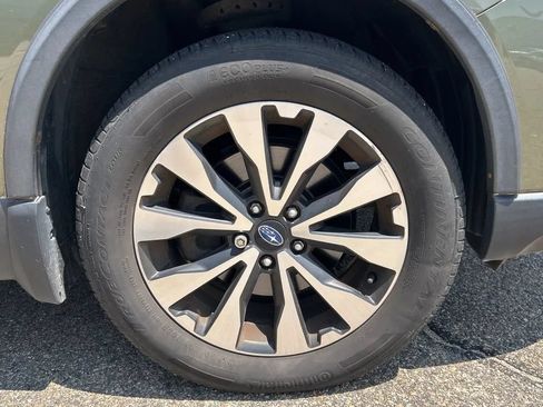 Used 2016 Subaru Outback 2.5i Limited AWD/4WD image 20