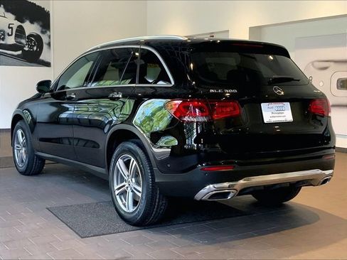 Used 2022 Mercedes-Benz GLC 300 4MATIC image 3