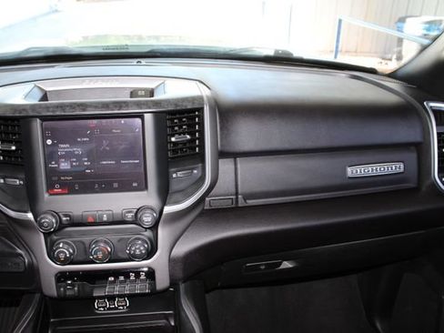 Used 2024 RAM 2500 Big Horn w/ Off Road Package AWD/4WD image 28