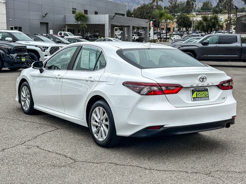 Used 2024 Toyota Camry LE FWD image 8