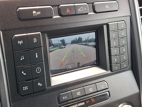 Used 2018 Ford F150 XLT w/ Equipment Group 301A Mid AWD/4WD image 15
