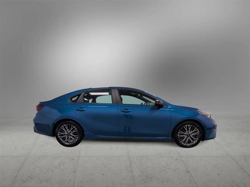 Used 2023 Kia Forte GT-Line w/ GT-Line Premium Package image 9