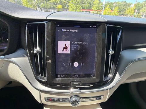 Certified 2023 Volvo XC60 B5 Core w/ Protection Package FWD image 30