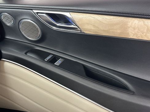 Used 2023 Genesis GV80 3.5T Advanced + image 17