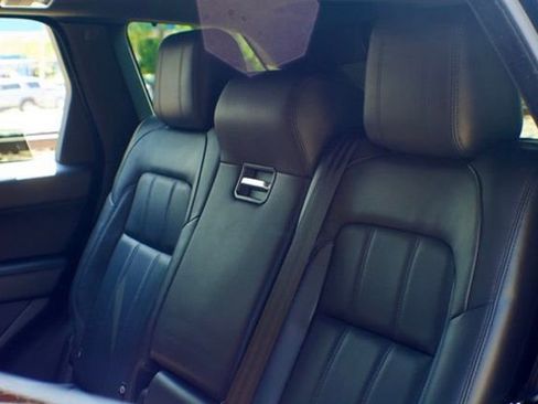 Used 2018 Land Rover Range Rover Sport HSE image 49