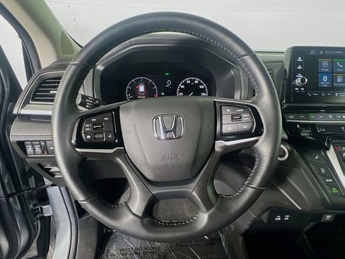 Used 2025 Honda Odyssey EX-L image 16
