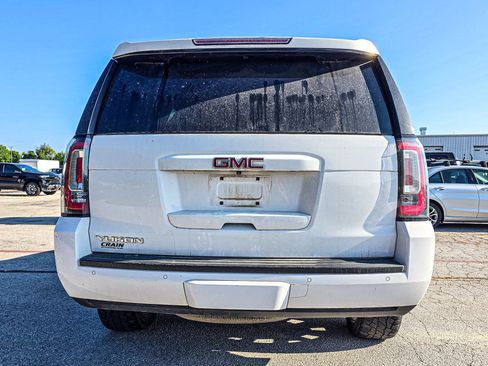 Used 2020 GMC Yukon SLE w/ HD Trailering Package AWD/4WD image 5