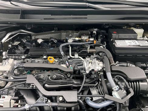 Used 2025 Toyota Corolla LE image 13