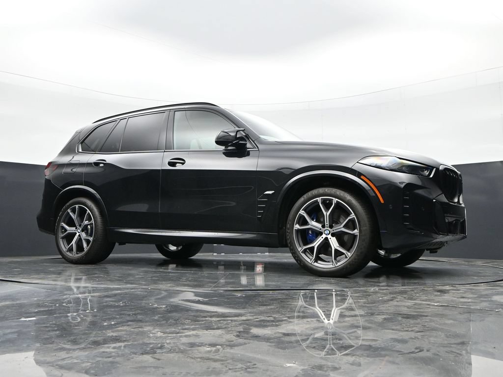 Used 2026 BMW X5 M60i AWD/4WD image 40