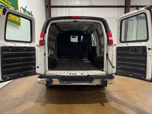 Used 2020 Chevrolet Express 2500 w/ Driver Convenience Package image 3