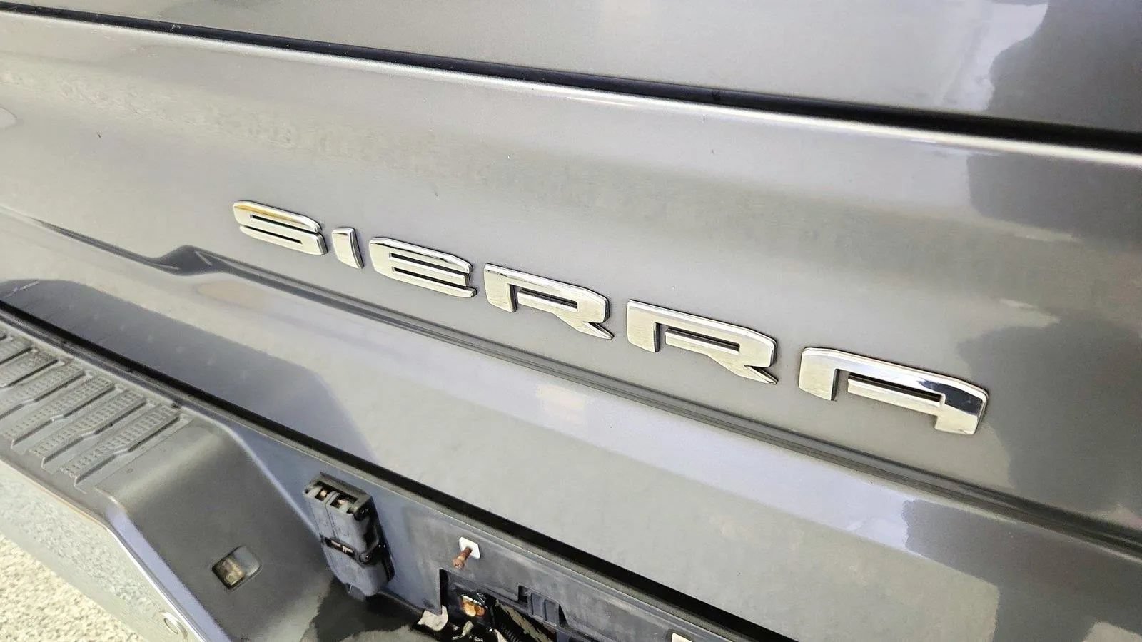 Used 2019 GMC Sierra 1500 SLT w/ SLT Premium Plus Package AWD/4WD image 48