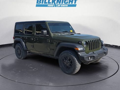 Used 2024 Jeep Wrangler Unlimited Sport AWD/4WD image 7