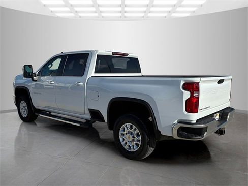 Used 2024 Chevrolet Silverado 2500 LT image 6