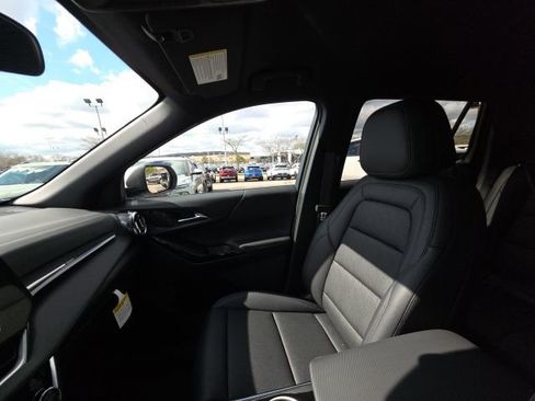 New 2026 Chevrolet Equinox LT w/ Convenience Package II image 23