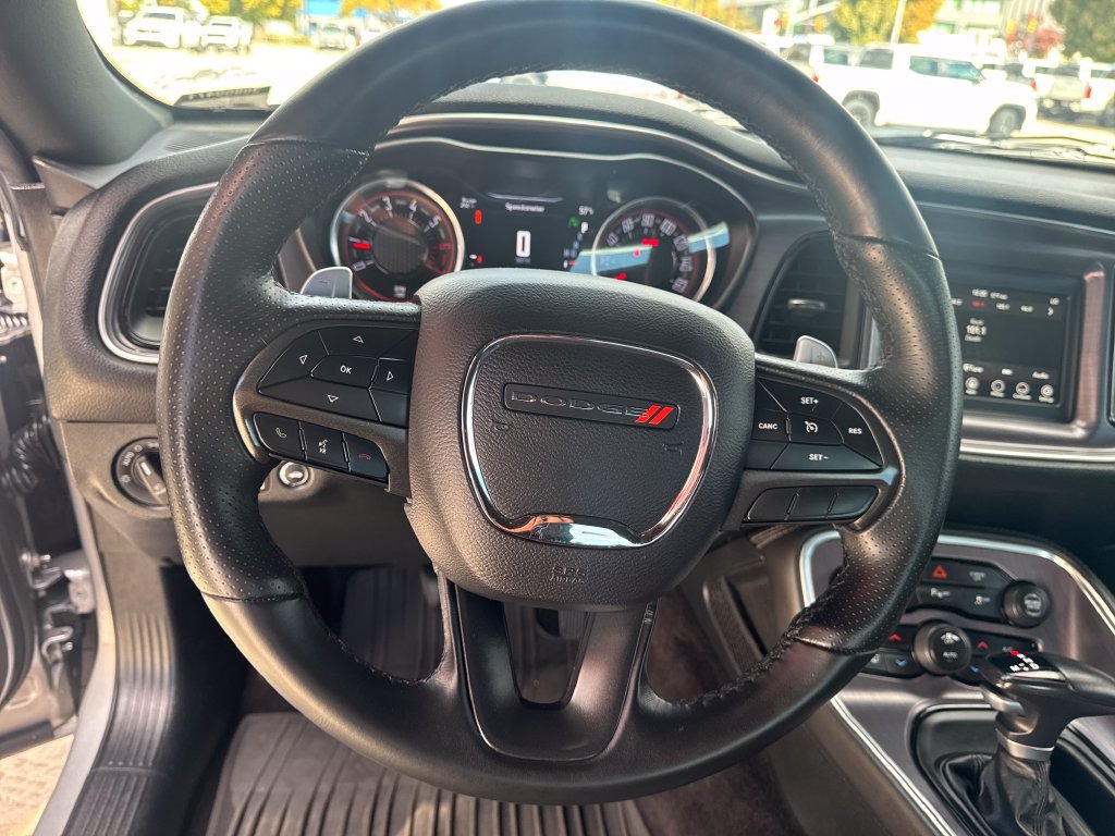 Used 2018 Dodge Challenger R/T w/ Driver Convenience Group RWD image 14