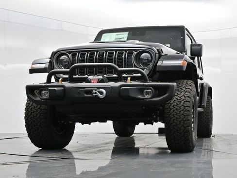 New 2024 Jeep Wrangler Unlimited Rubicon 392 image 36